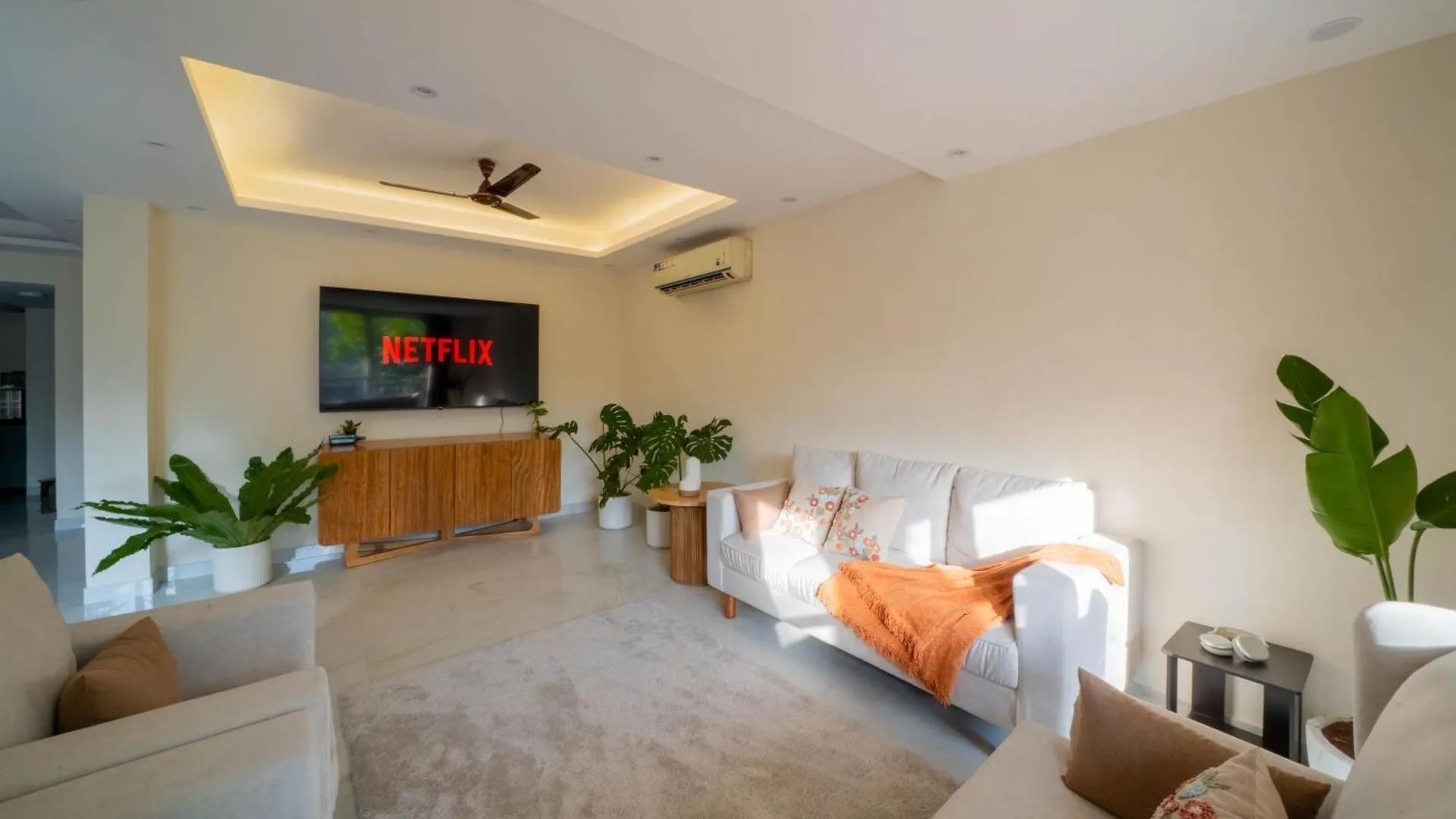 Homestay Pillowtalk Stays New Delhi